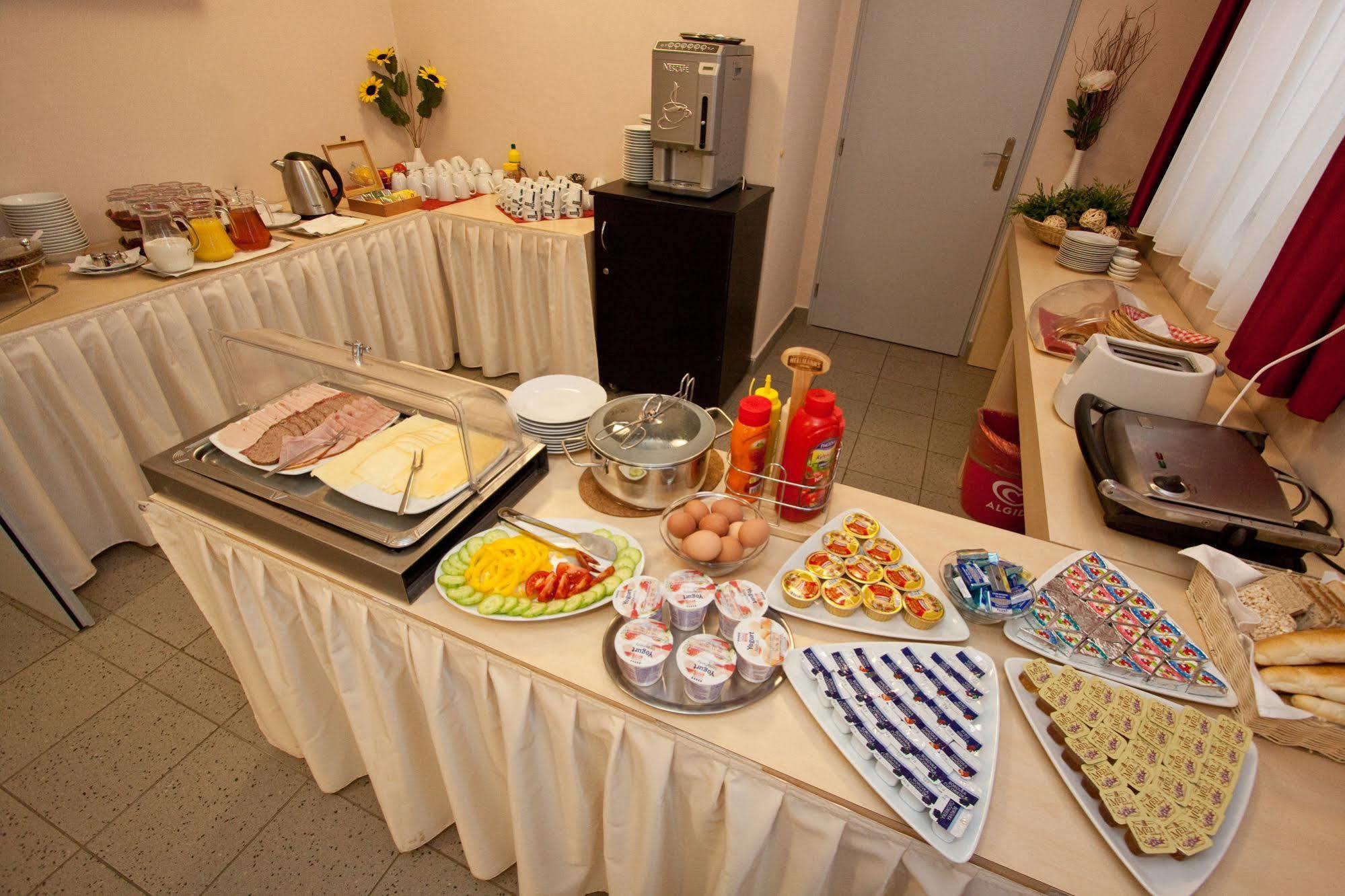 Hotel Albellus Brno Esterno foto
